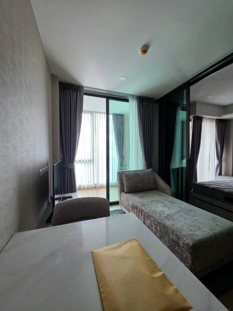 For rent!! Lloyd Research Center-Thonglor, 2nd floor, fully furnished, ready to move in. Reserve now!!