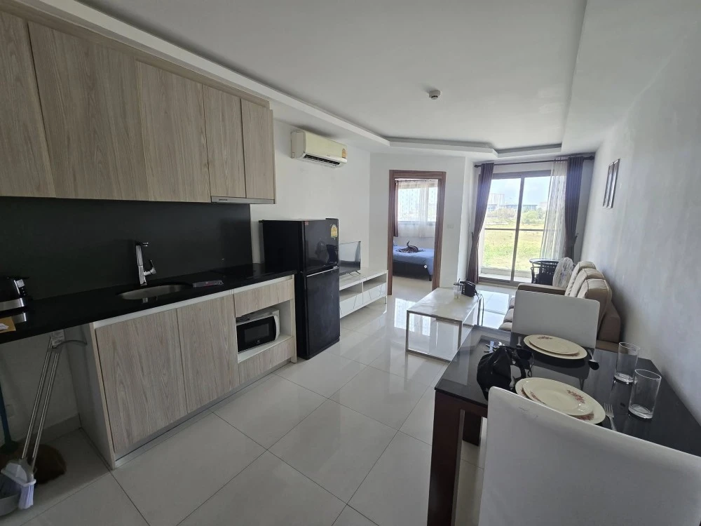 For rent: Laguna Beach Resort 3 - The Maldives (Jomtien), 6th floor, Building A, 37 sq m, garden view, ready to move in