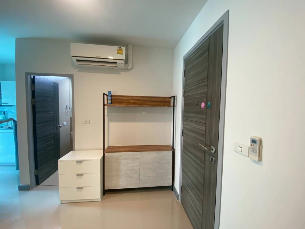 For rent!! Lazio Sriyan, 3rd floor, fully furnished, move in with your bags immediately. Book now!!