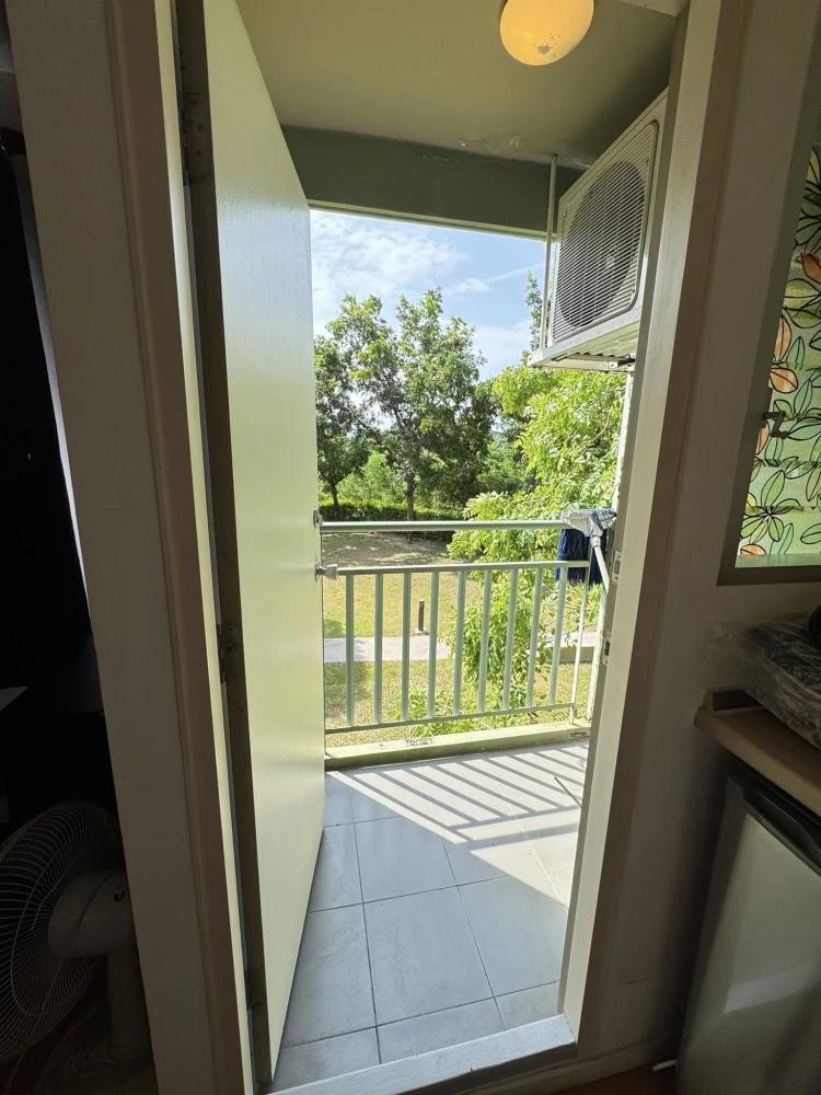 For rent: Lumpini Condo Town Chonburi - Sukhumvit, ready to move in, furnished, good price, book now, don't miss out!!