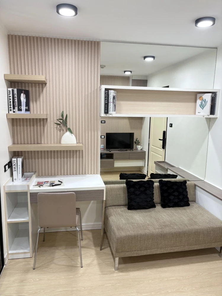 For rent: Lumpini Condo Town Bang Khae, beautifully decorated, high quality materials, quiet atmosphere, move in now, don't hesitate.