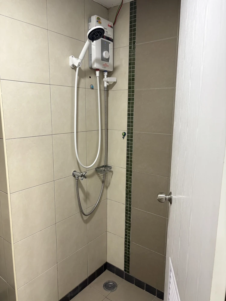For rent: Lumpini Condo Town Bang Khae, beautifully decorated, high quality materials, quiet atmosphere, move in now, don't hesitate.