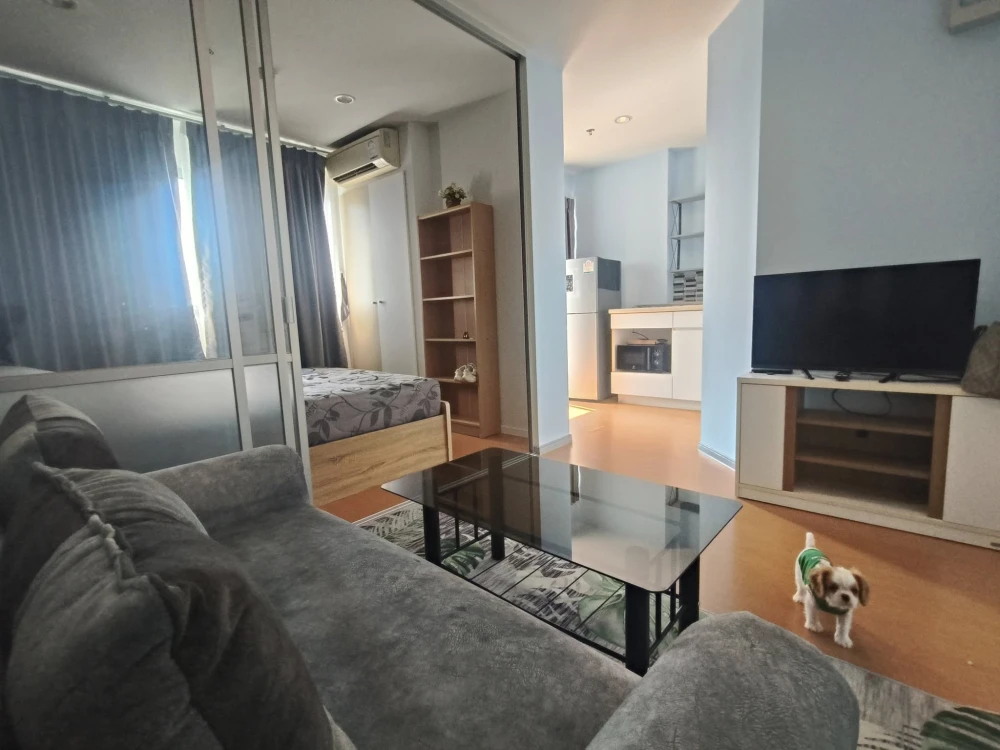 For rent: Lumpini Condo Town, North Pattaya, Sukhumvit. Beautifully decorated room. Hurry and reserve now!
