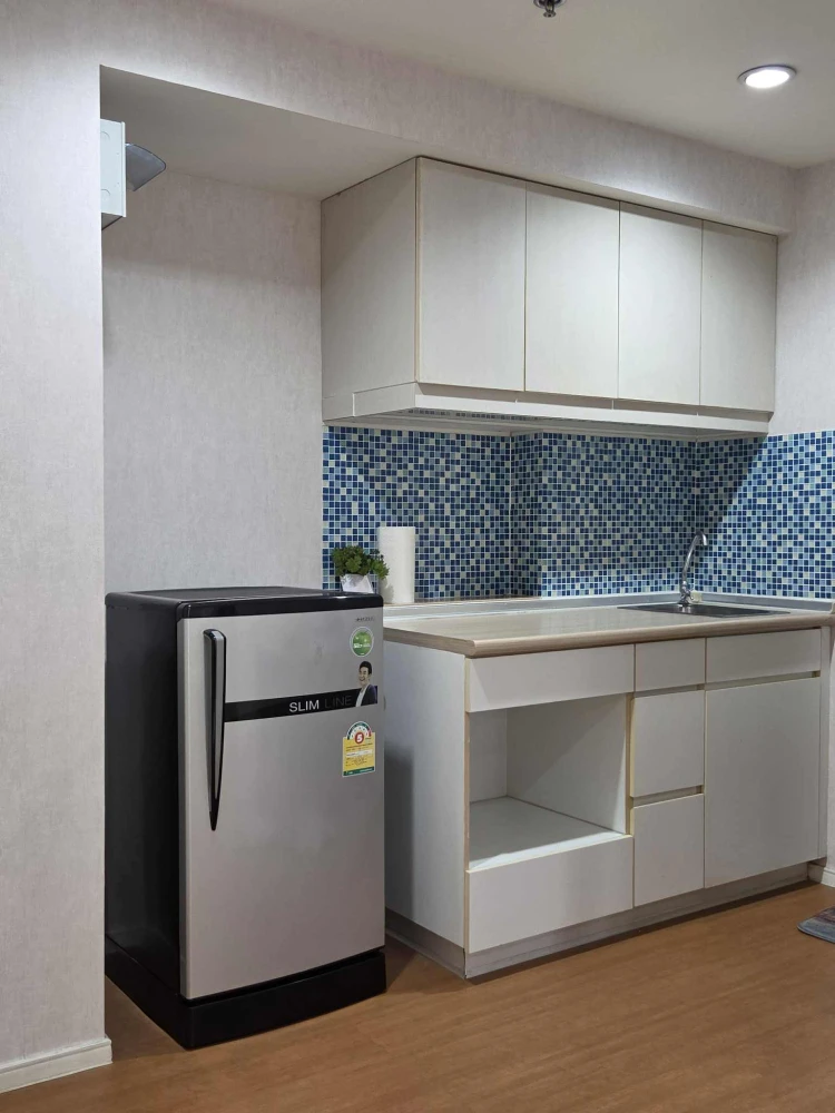 For rent: Lumpini Condo Town, North Pattaya-Sukhumvit, ready to move in, fully furnished, just bring your own luggage and move in.