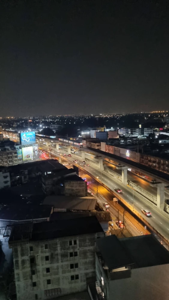 For rent: Lumpini Condo Town Ramintra - Nawamin, 25 sq m. Next to the BTS Pink Line, very convenient transportation. Grab it now!