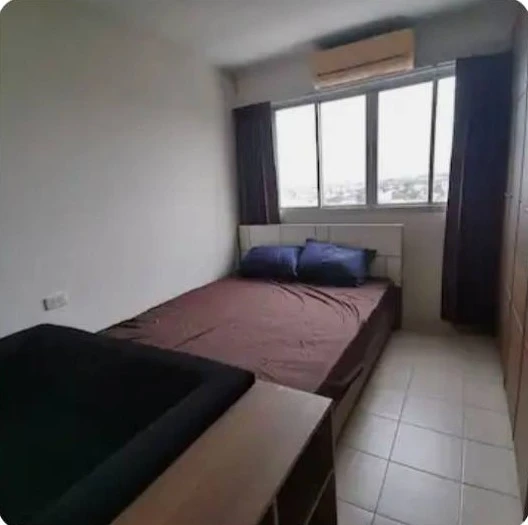 For rent: Lumpini Condo Town Ramintra - Nawamin, Building D, 18th floor, city view, airy and comfortable, fully furnished, convenient, clean, don't mi