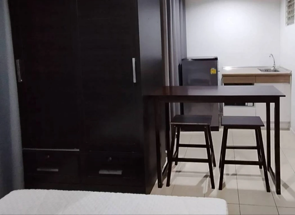 For rent, Lumpini Condo Town Ramintra-Nawamin, 19th floor, beautiful view, no block, room, good price, very nice.