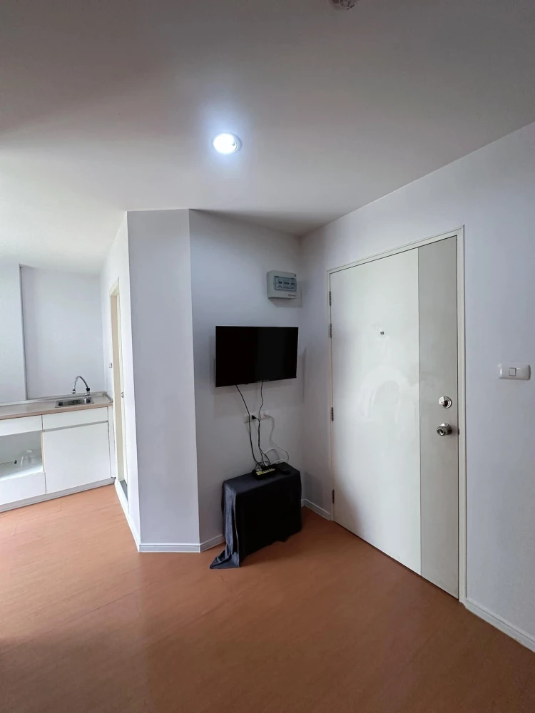 For rent: Lumpini Condo Town Ramintra-Lad Phrao, separate rooms, reasonable price, come and reserve now!