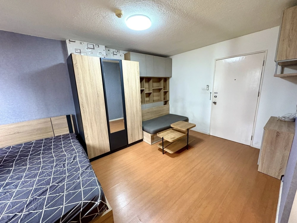 For rent: Lumpini Condo Town Romklao-Suvarnabhumi, ready to move in, fully furnished, reserve now at an affordable price.