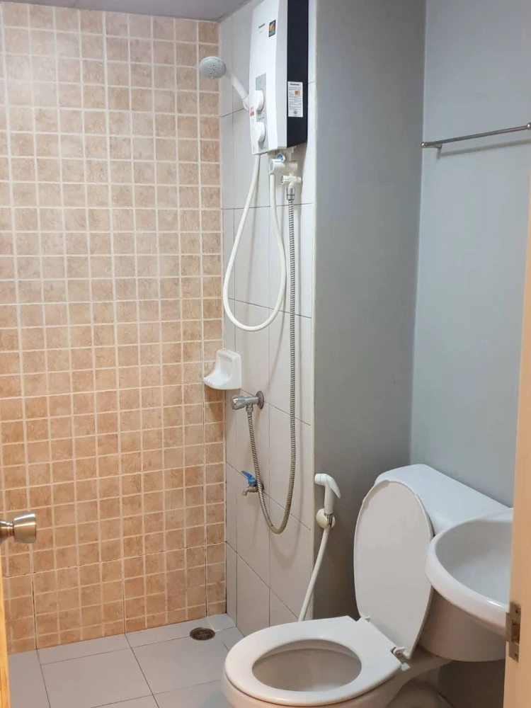 For rent: Lumpini Condo Town Romklao-Suvarnabhumi, ready to move in, fully furnished, ready to move in+++