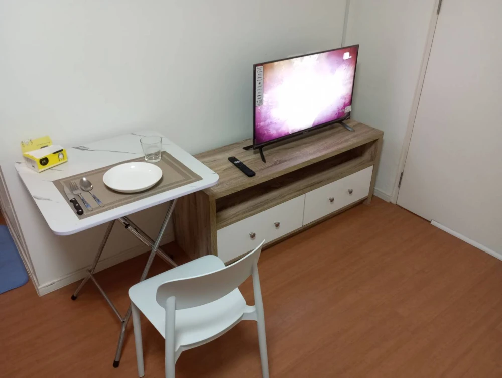 For rent: Lumpini Condo Town Romklao-Suvarnabhumi, ready to move in, fully furnished, affordable price. Reserve now!
