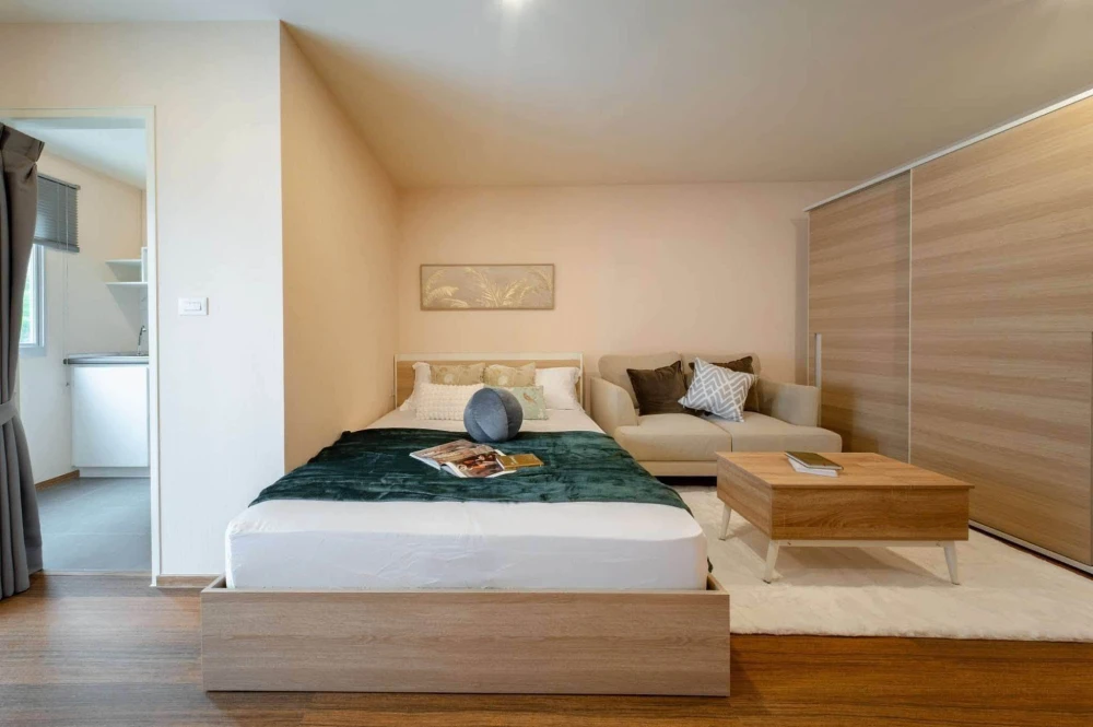 For rent: Lumpini Condo Town Ekachai 48, Studio room. Nicely furnished, great view, very livable! You have to check it out!