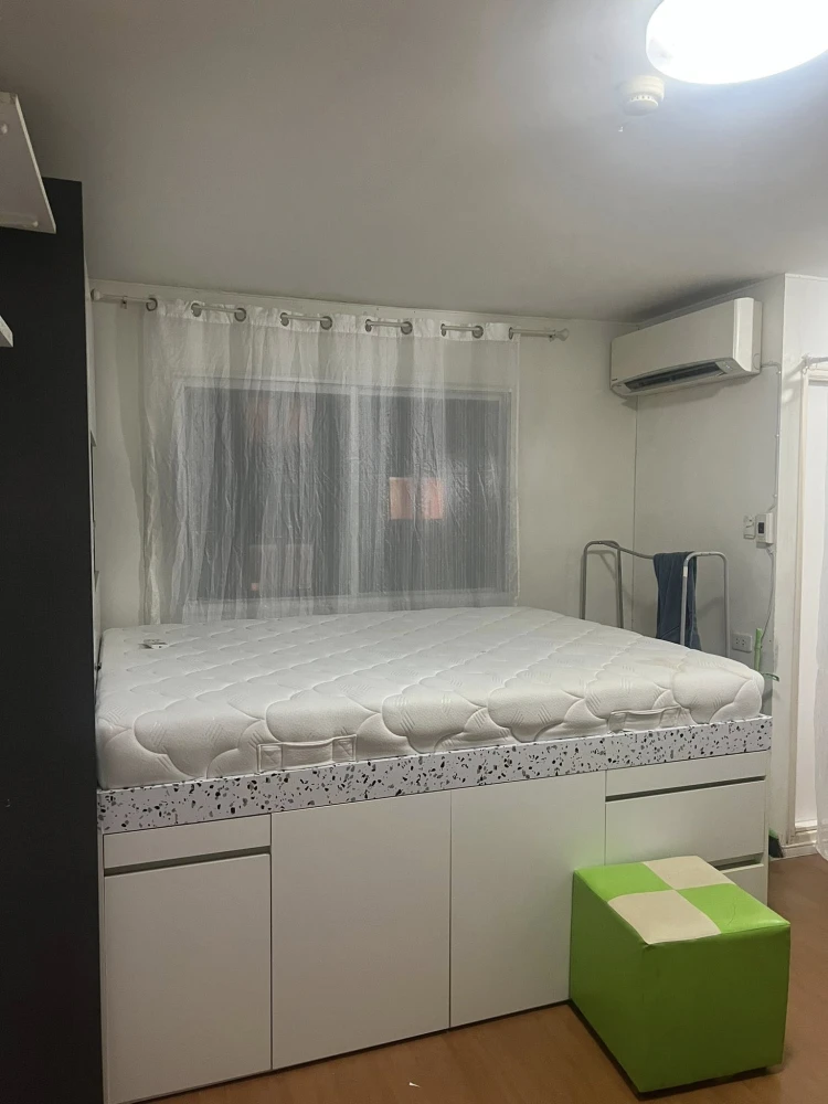For rent: Lumpini Township Rangsit Khlong 1, Building A2, next to the exit, within walking distance to plenty of food! Interested? Reserve now!