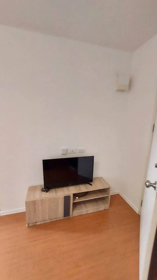For rent: Lumpini Township Rangsit Khlong 1, north-facing, morning sun, not hot, complete with electrical appliances. You can't miss this opportunity!