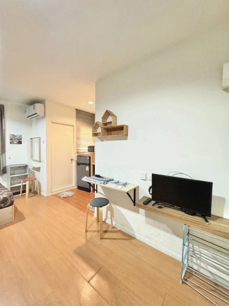 For rent: Lumpini Township Rangsit-Klong 1, ready to move in, great price, you'll regret it later.