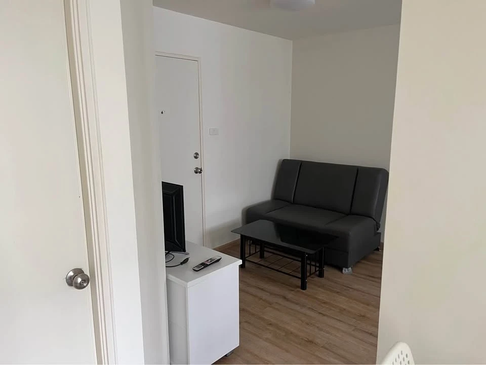 For rent: Lumpini Township Rangsit Khlong 1, Building G1, 7th floor, glass partition, separate area, complete electrical appliances, ready to move in!