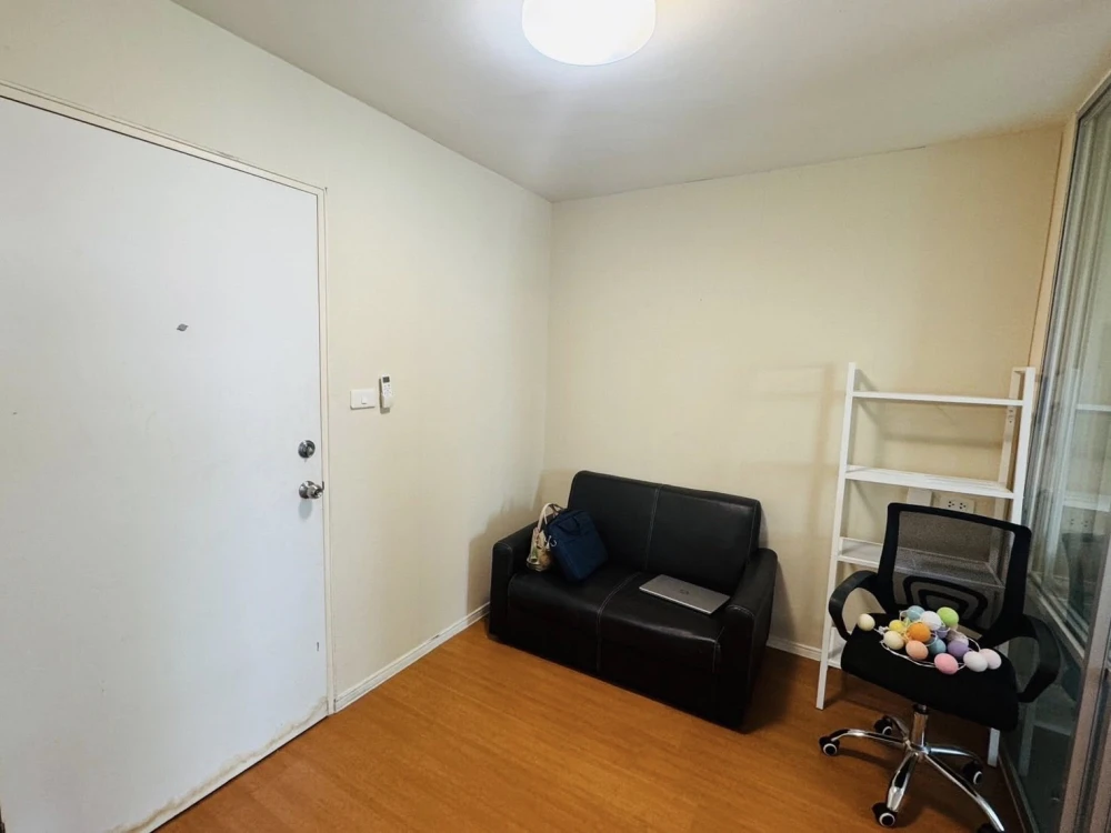 For rent: Lumpini Township Rangsit Khlong 1, 1 bedroom, 1 bathroom, with appliances. Hurry, it'll be gone soon!