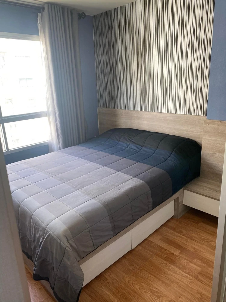 For rent: Lumpini Nawamin Sri Burapha, Building C1, 10th floor, very comfortable color tone room, fully furnished with built-in furniture. Reserve now