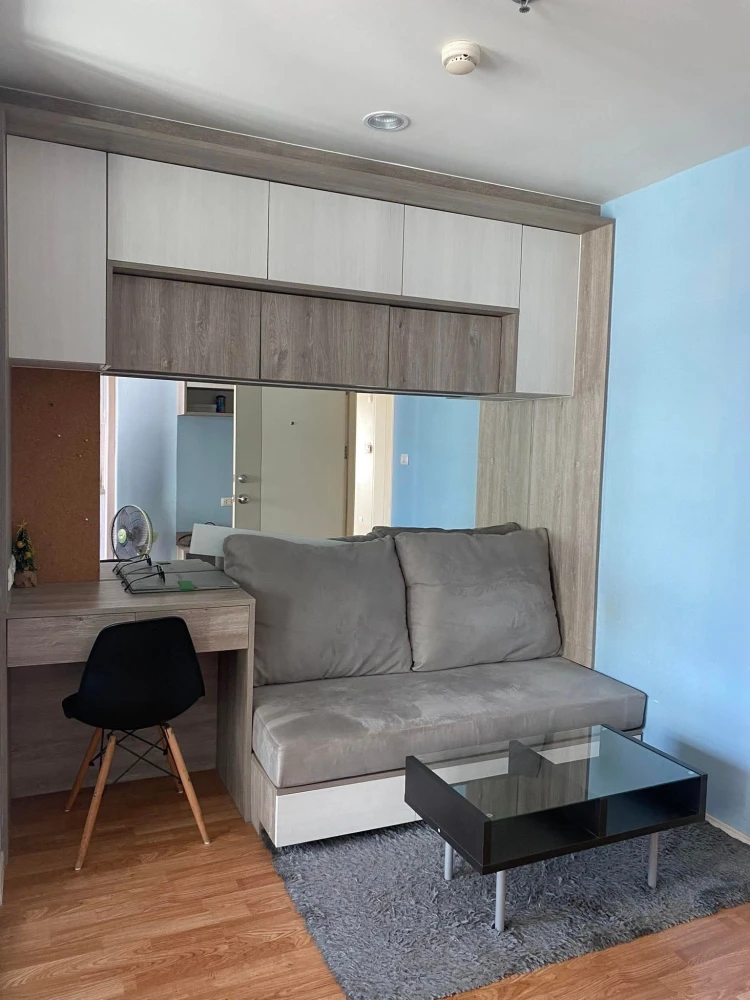For rent: Lumpini Nawamin Sri Burapha, Building C1, 10th floor, very comfortable color tone room, fully furnished with built-in furniture. Reserve now