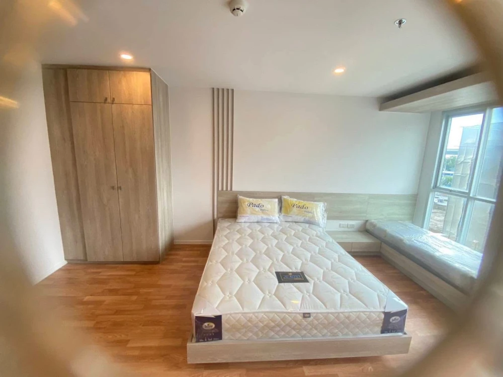 For rent: Lumpini Park Borommaratchachonnani - Sirindhorn, fully furnished room, comfortable living, just bring your bag.