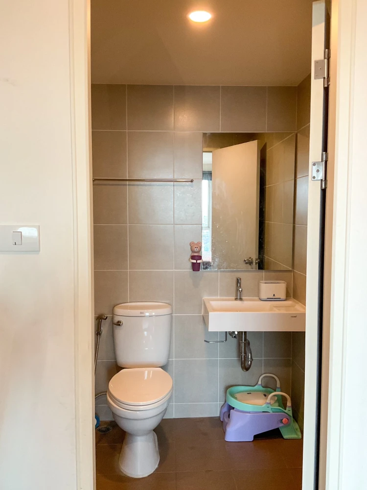 For rent: Lumpini Park Borommaratchachonnani-Sirindhorn, 11th floor, open view, good wind, very livable! With built-in furniture, hurry up and grab it
