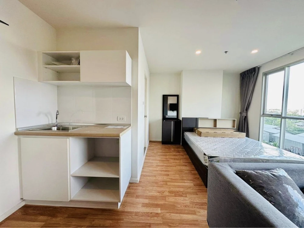 For rent: Lumpini Park Borommaratchachonnani-Sirinthon, 6th floor, Building A, corner room, fully furnished, great deal, reserve now!