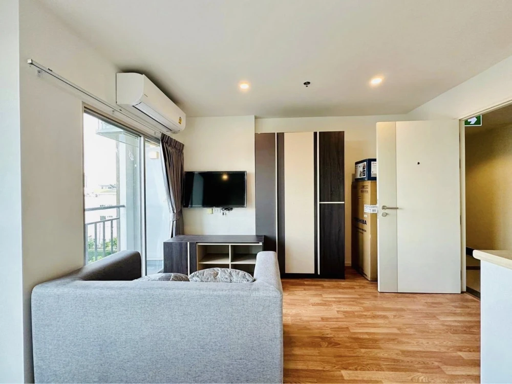 For rent: Lumpini Park Borommaratchachonnani-Sirinthon, 6th floor, Building A, corner room, fully furnished, great deal, reserve now!