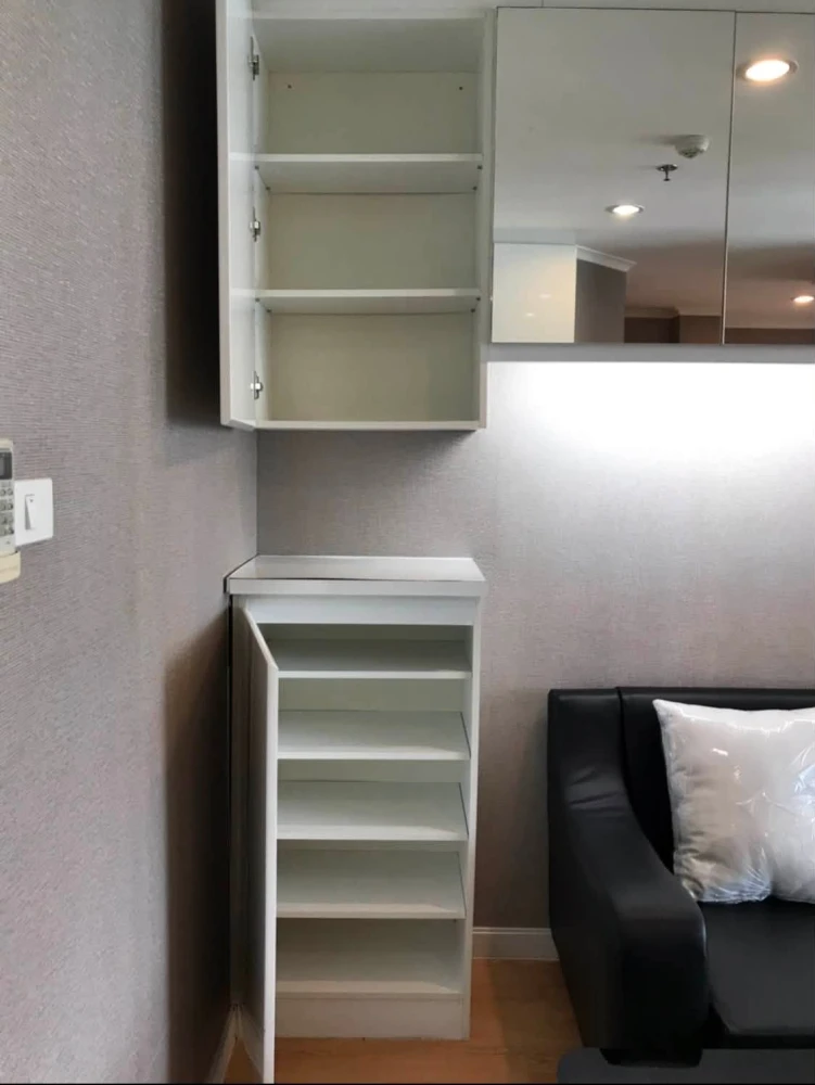 For rent: Lumpini Park Pinklao condo. Separate living room and kitchen. North facing with garden and pool view. Don't miss out!