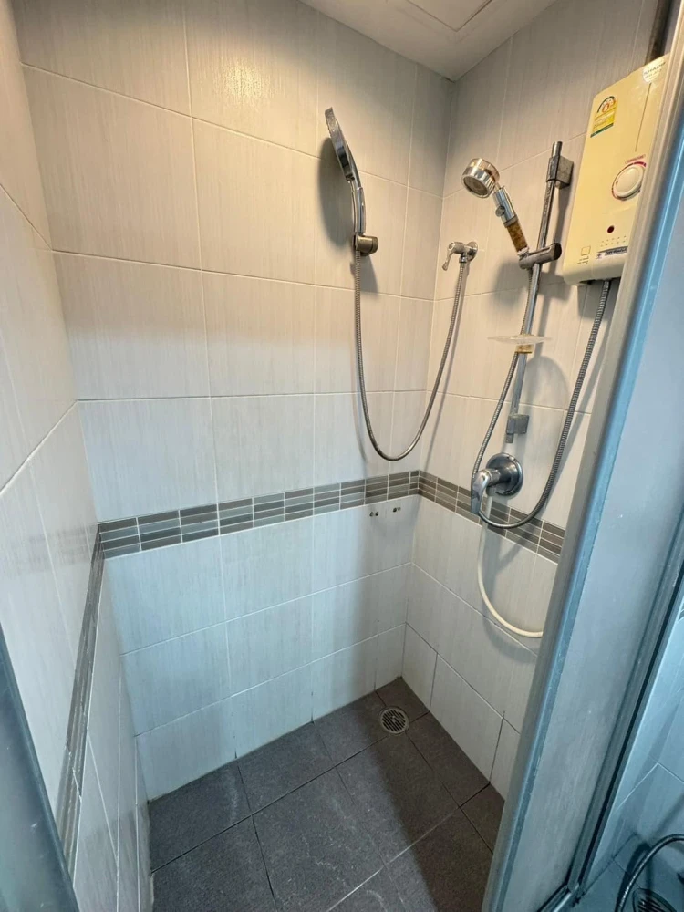 For rent: Lumpini Park Rama 9, ready to move in, complete facilities, you will regret not booking.