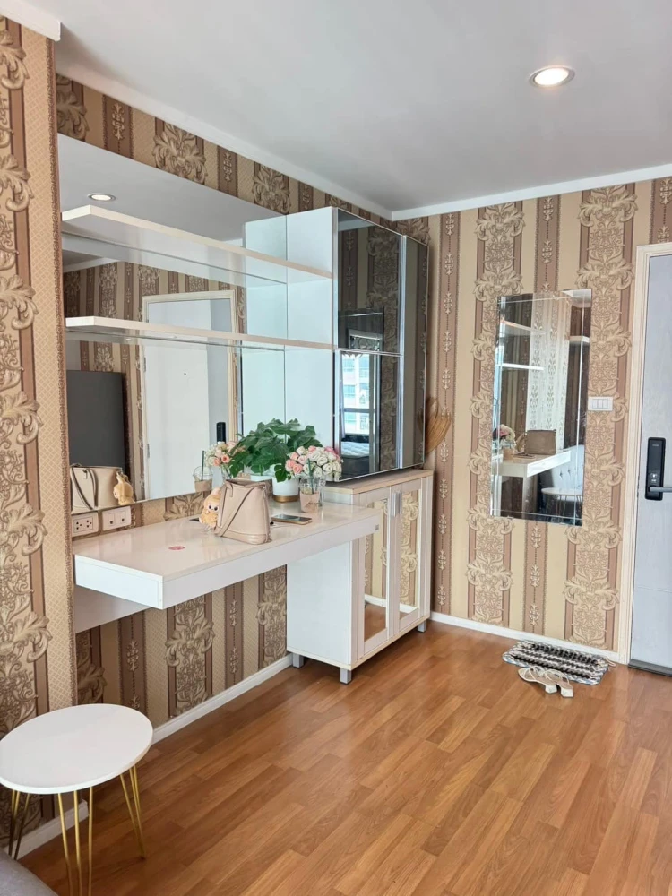 For rent: Lumpini Park Rama 9, ready to move in, complete facilities, you will regret not booking.