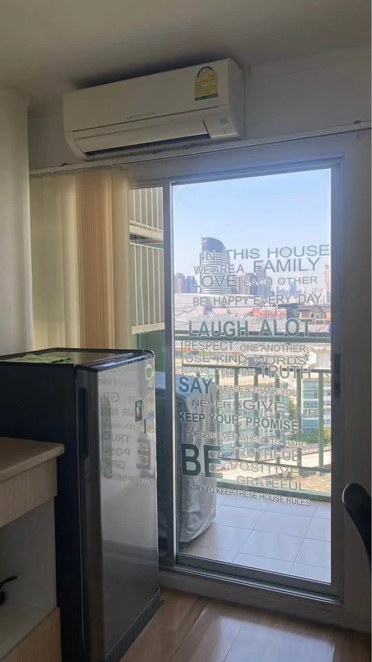 For rent: Lumpini Park Rama 9-Ratchada, Building B, 16th floor, 26 sq.m., city view, fully furnished. Highly recommended!