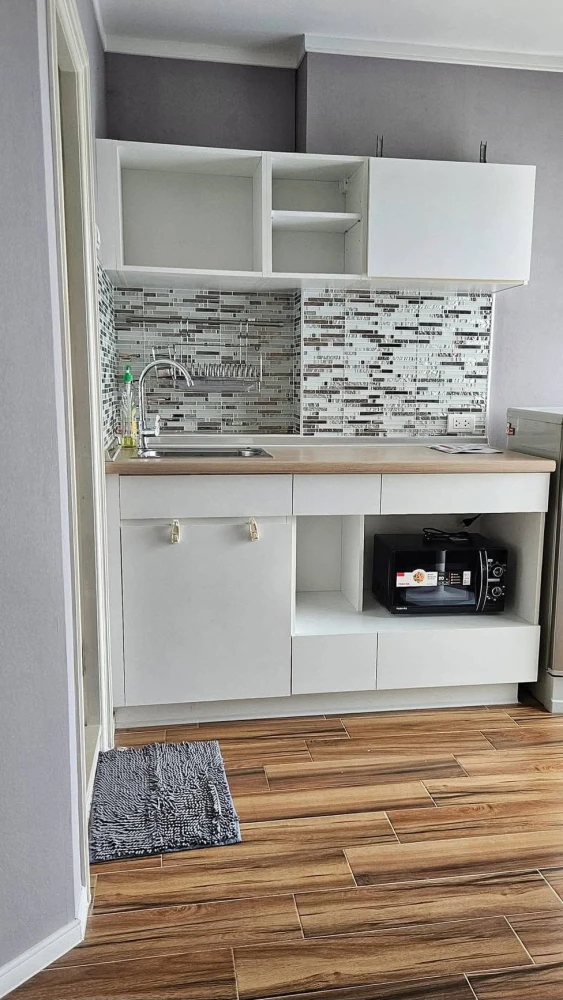 For rent: Lumpini Park Rama 9-Ratchada. Fully furnished with appliances & furniture (just bring your suitcase and move in!).