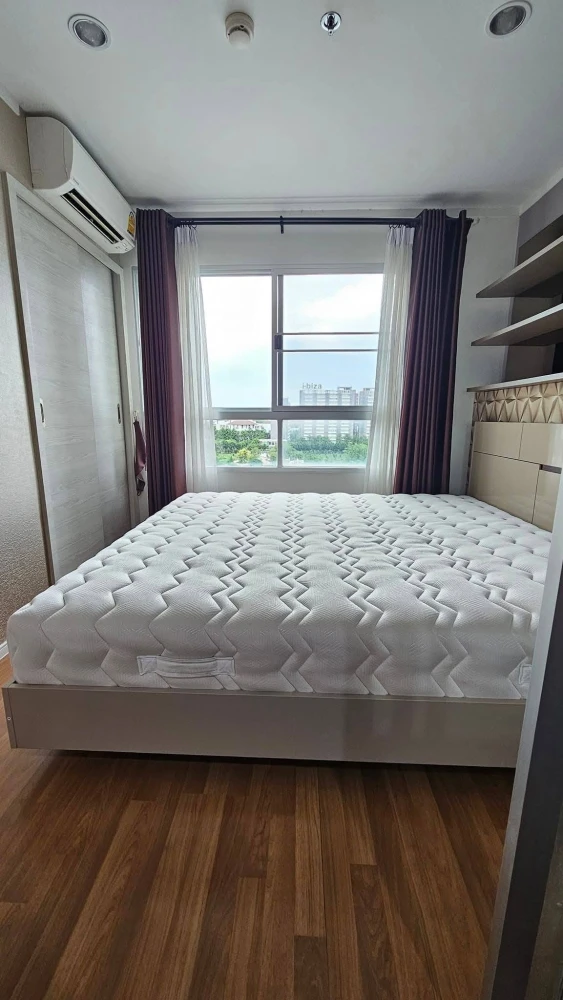 For rent: Lumpini Park Rama 9-Ratchada. Fully furnished with appliances & furniture (just bring your suitcase and move in!).