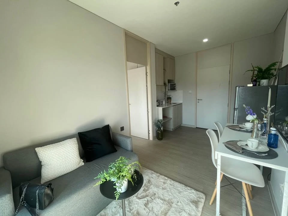 For rent: Lumpini Park Phahon Yothin 32, high floor room, ready to move in, fully furnished, reserve now.