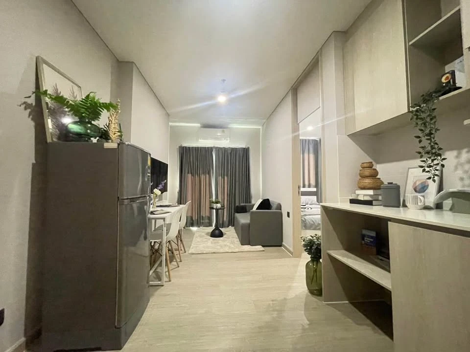 For rent: Lumpini Park Phahon Yothin 32, high floor room, ready to move in, fully furnished, reserve now.