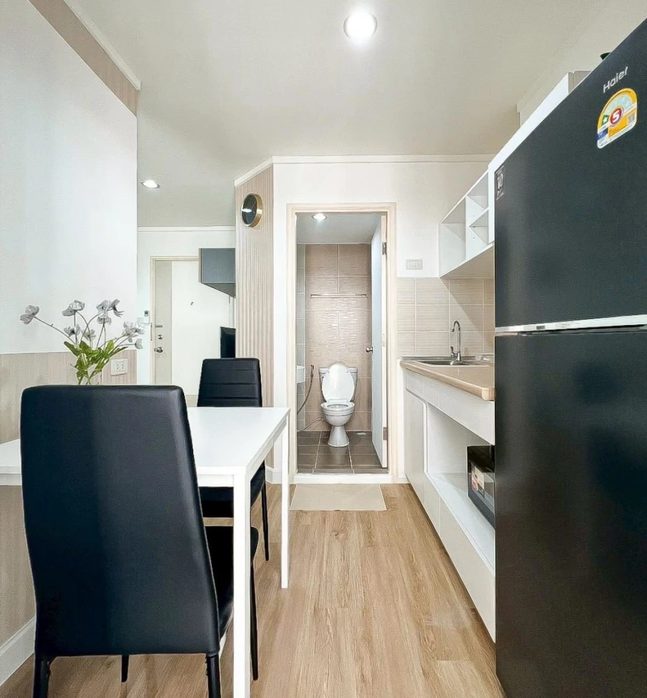 For rent: Lumpini Park Rattanathibet - Ngamwongwan. Nicely decorated room with stunning views and complete appliances. A must-book!