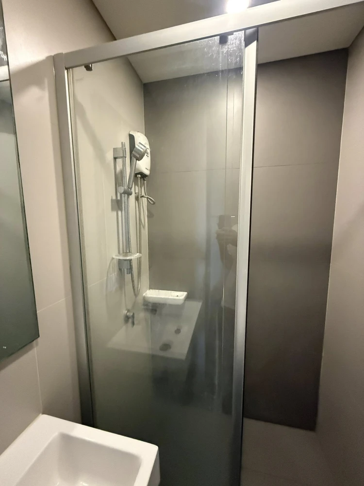 For rent: Lumpini Park Vibhavadi-Chatuchak, 14th floor, city view, fully furnished with appliances. Don't miss out!