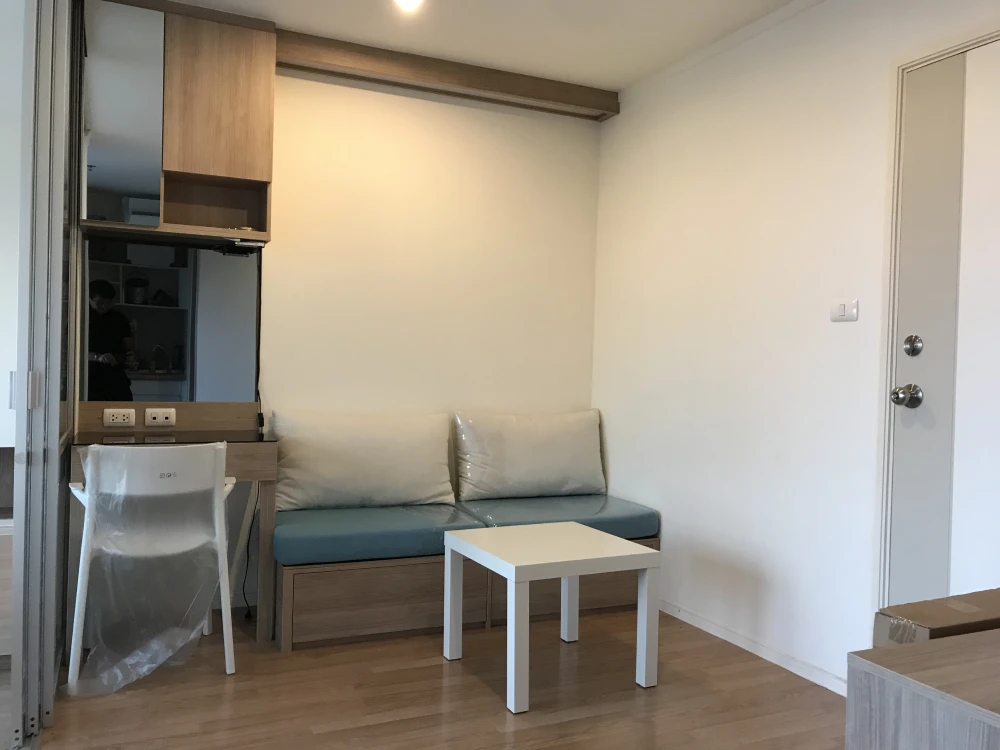 For rent, Lumpini Park Petchkasem 98, 17th floor, Building A, beautiful room, built-in, nice, complete with electrical appliances.