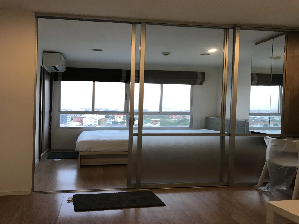 For rent, Lumpini Park Petchkasem 98, 17th floor, Building A, beautiful room, built-in, nice, complete with electrical appliances.