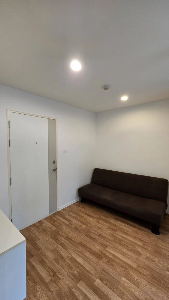 For rent: Lumpini Mix Theparak-Srinakarin, ready-to-move-in unit with complete amenities. Just bring your belongings and move in!