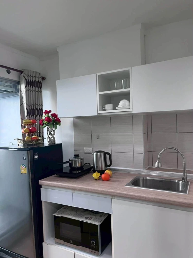 For rent: Lumpini Ville Naklua - Wongamat. Quiet and private atmosphere with beautiful views. Ideal for working professionals, couples, or those wanti