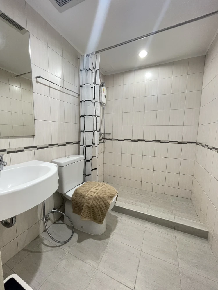 For rent: Lumpini Ville Bang Khae, corner room, pool view, fully furnished, hurry and book now before you miss out+++