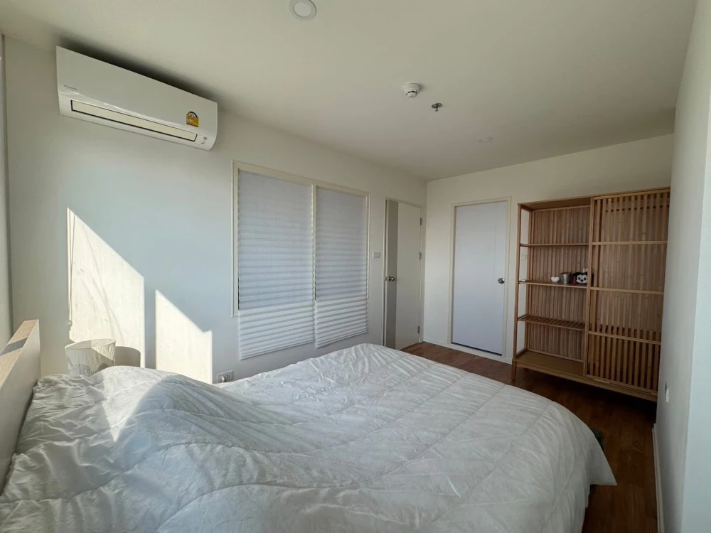 For rent: Lumpini Ville Phatthanakan-Srinakarin, ready to move in, fully furnished, high floor with good ventilation. Book now!