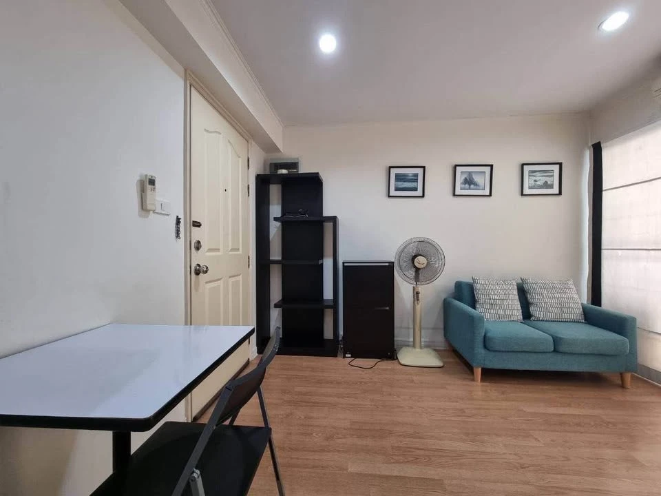 For rent: Lumpini Ville Ramintra - Lak Si, Panoramic City and Garden View, fully furnished, don't miss it.