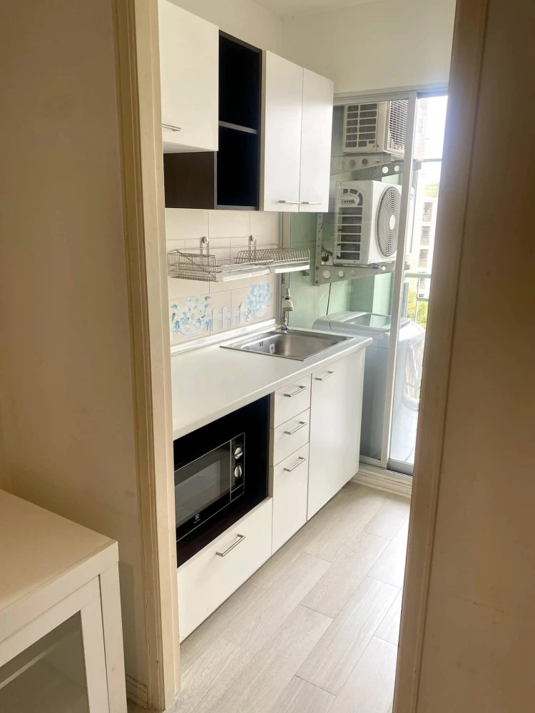 For rent: Lumpini Ville Ram Intra - Lak Si, fully furnished room with electrical appliances, next to Central Ram Intra. You can't miss this opportunit