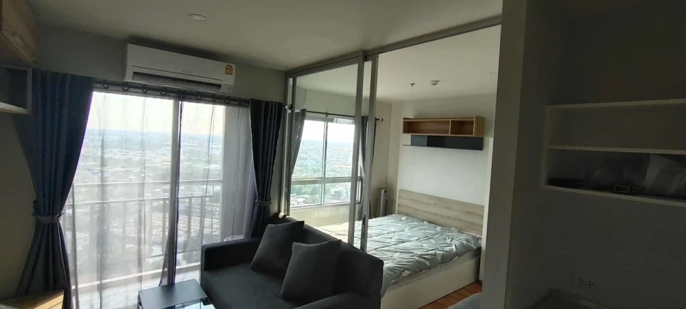 For rent: Lumpini Ville Suksawat - Rama 2. The room is on a very high floor with a clear, open city view. If interested, reserve now.
