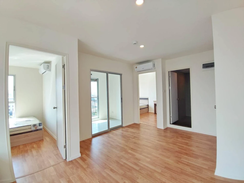 For rent: Lumpini Ville Sukhumvit 101/1-Punnawitthi, 7th floor, spacious room, 2 bedrooms, 2 bathrooms, complete electrical appliances, meets all need
