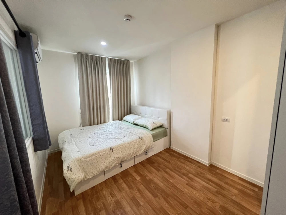For rent: Lumpini Ville Sukhumvit 101/1-Punnawitthi, Building B, 3rd floor, bright and comfortable room, fully furnished, just bring your bags and mov