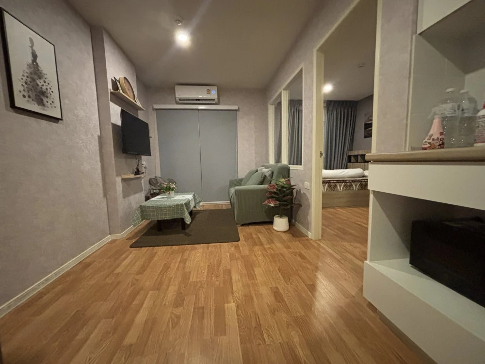 For rent: Lumpini Ville Sukhumvit 101/1-Punnawitthi. Decorated room with tone control, complete with functions. Just bring your bags and move in.