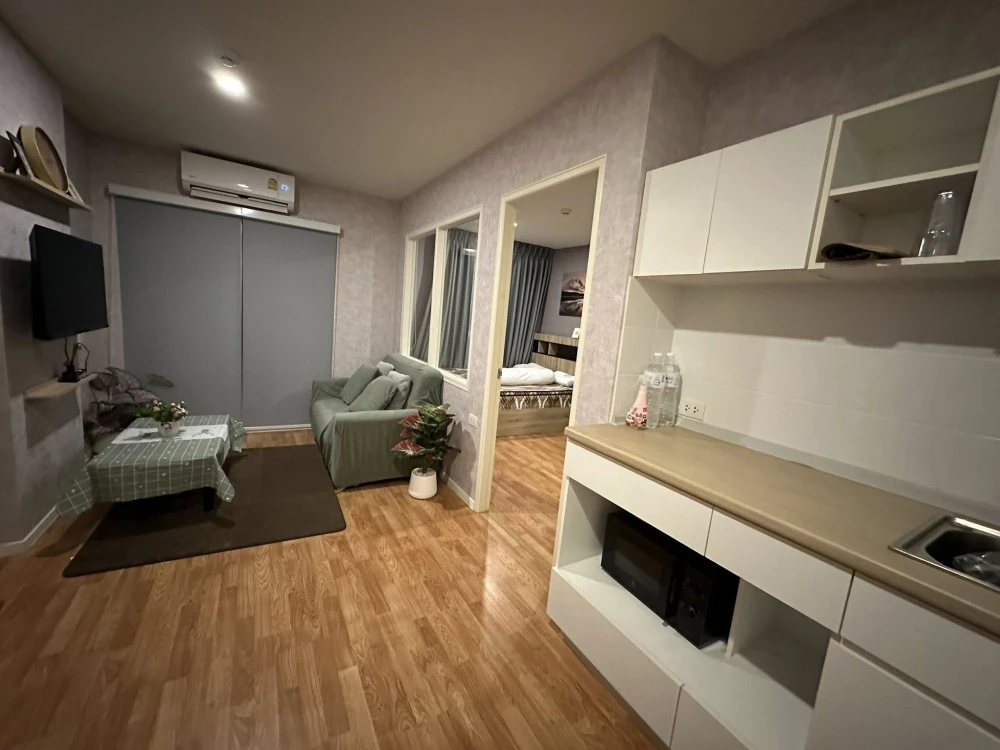 For rent: Lumpini Ville Sukhumvit 101/1-Punnawitthi. Decorated room with tone control, complete with functions. Just bring your bags and move in.